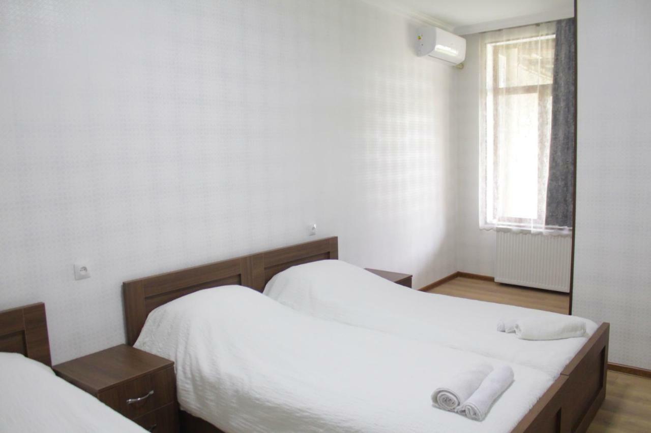 Hotel Bagration Gori Esterno foto